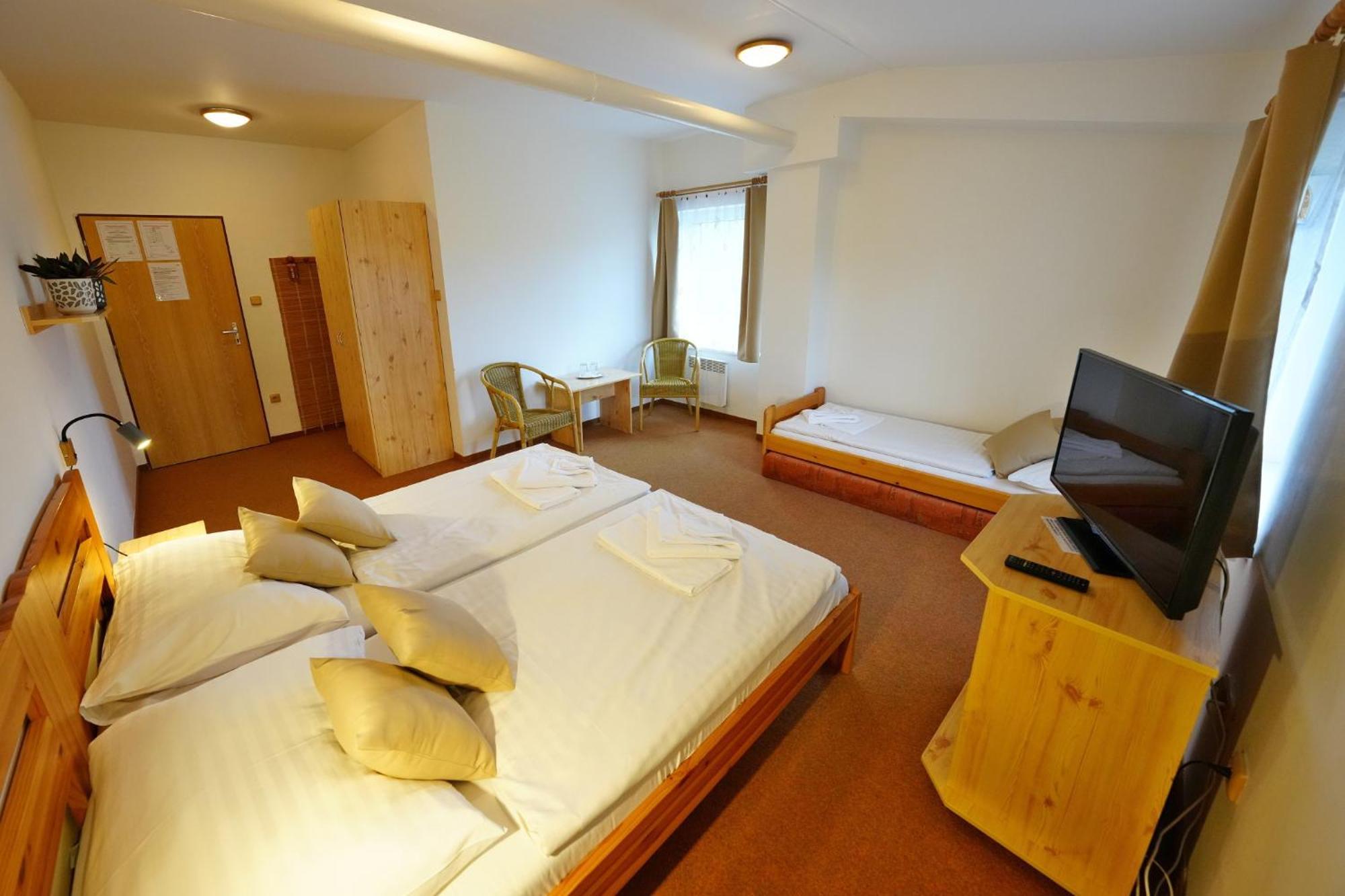 Resort Ohrada Visky Luaran gambar