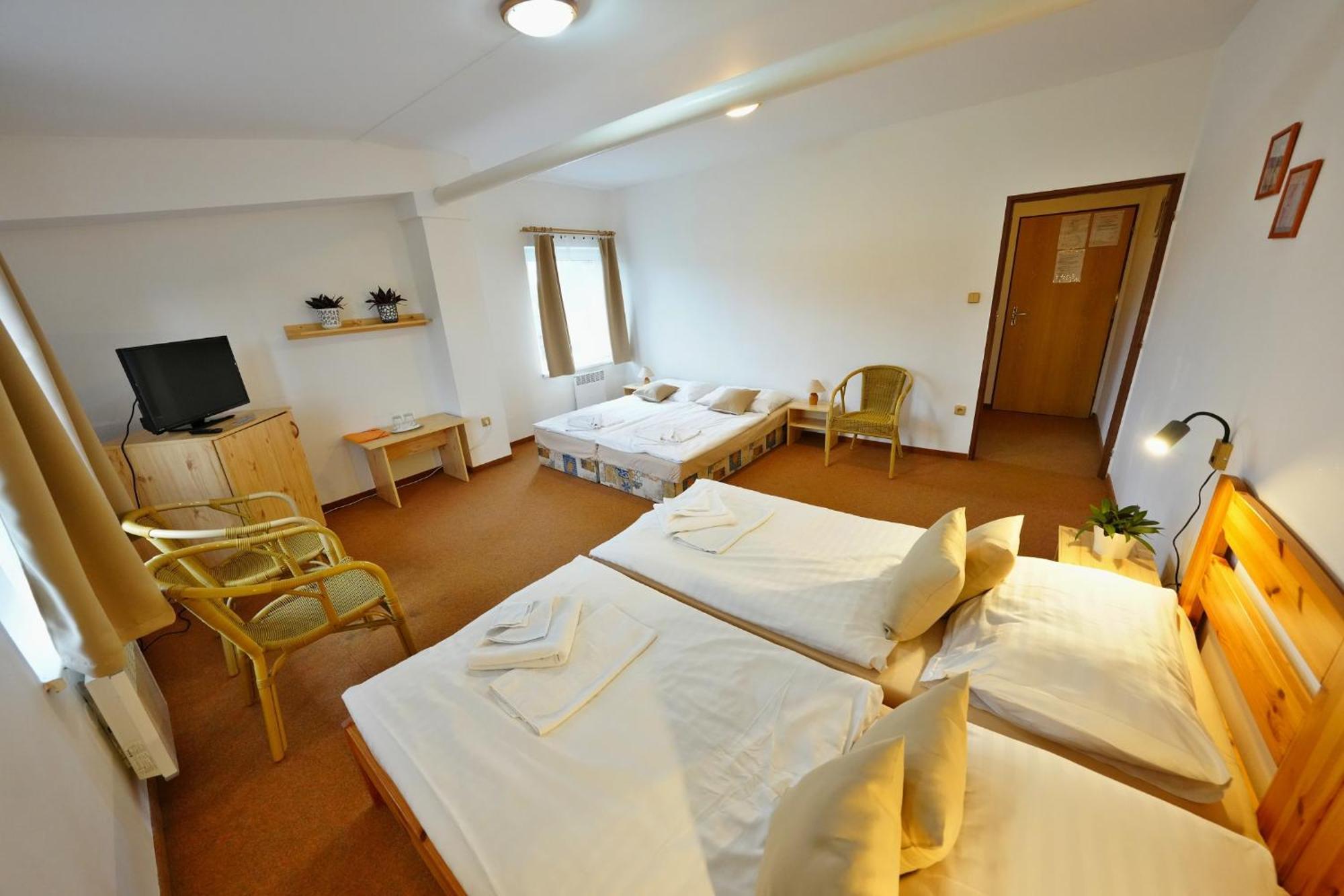 Resort Ohrada Visky Luaran gambar